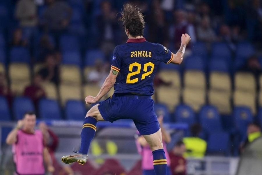 L'esultanza di Nicolò Zaniolo in Europa League, di LaPresse