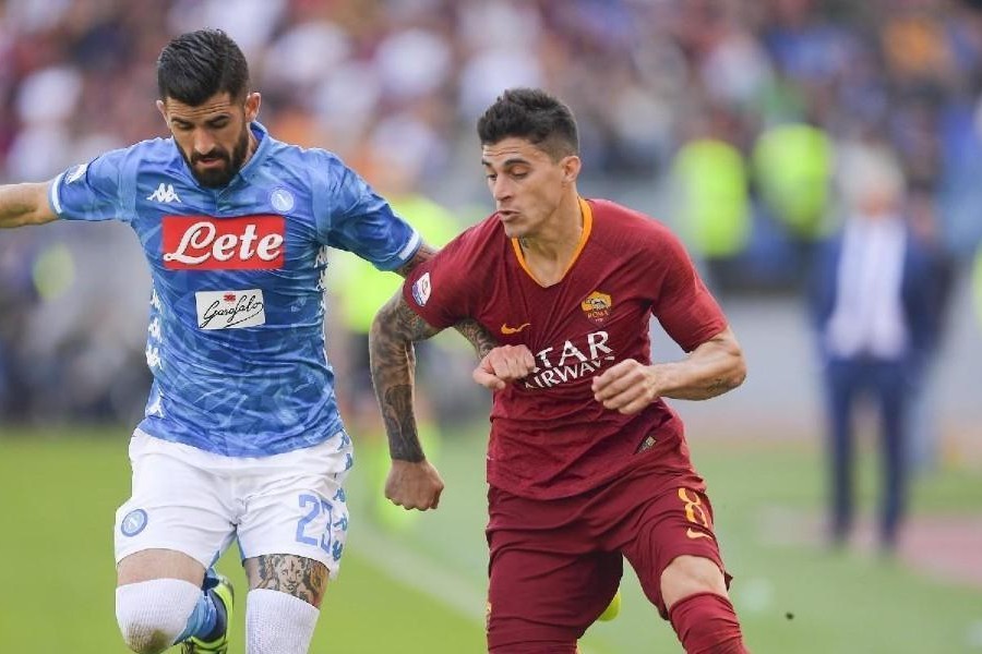 Hysaj contro Perotti nell'ultimo Roma-Napoli, di LaPresse