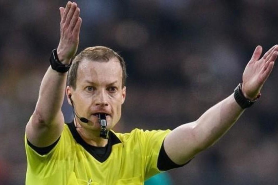 L'arbitro William Collum