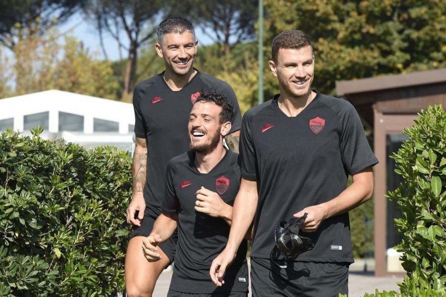 Kolarov, Florenzi e Dzeko prima della rifinitura di ieri, di LaPresse