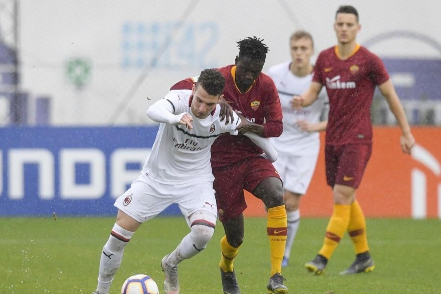 Darboe in azione contro il Milan Primavera, di LaPresse