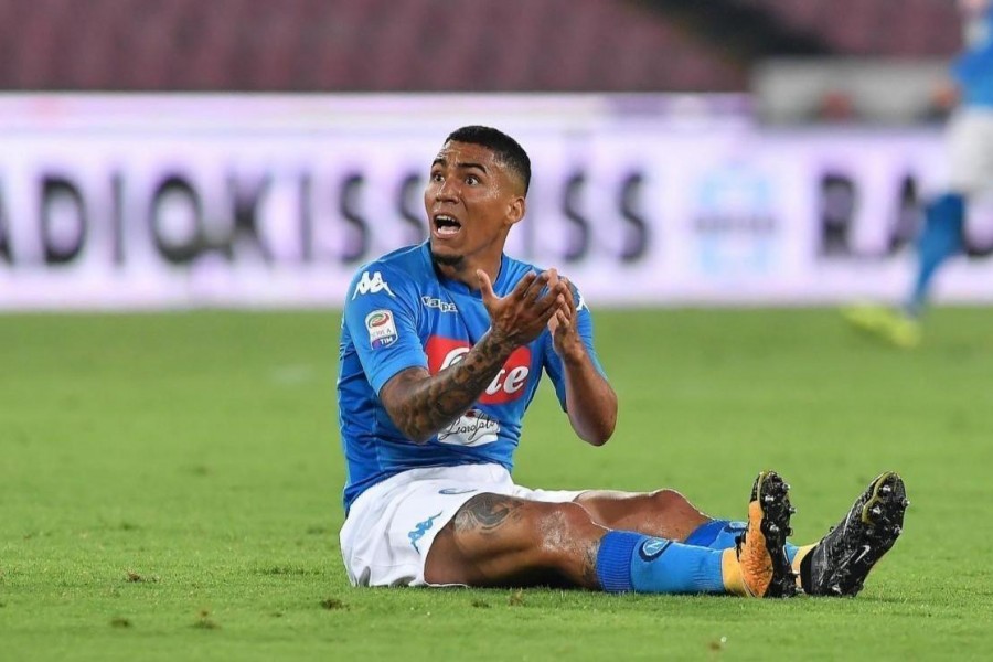 Il centrocampista del Napoli Allan, di LaPresse