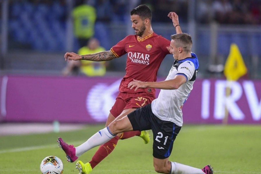 Leonardo Spinazzola in azione contro l'Atalanta, di LaPresse