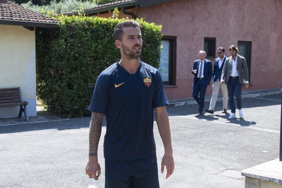 Leonardo Spinazzola a Villa Stuart durante le visite mediche, di LaPresse