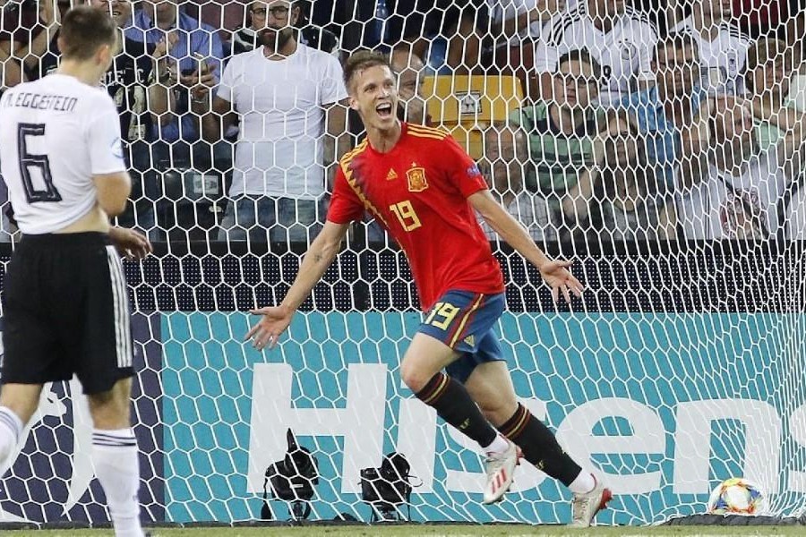 Dani Olmo con la maglia della Spagna Under 21, di LaPresse