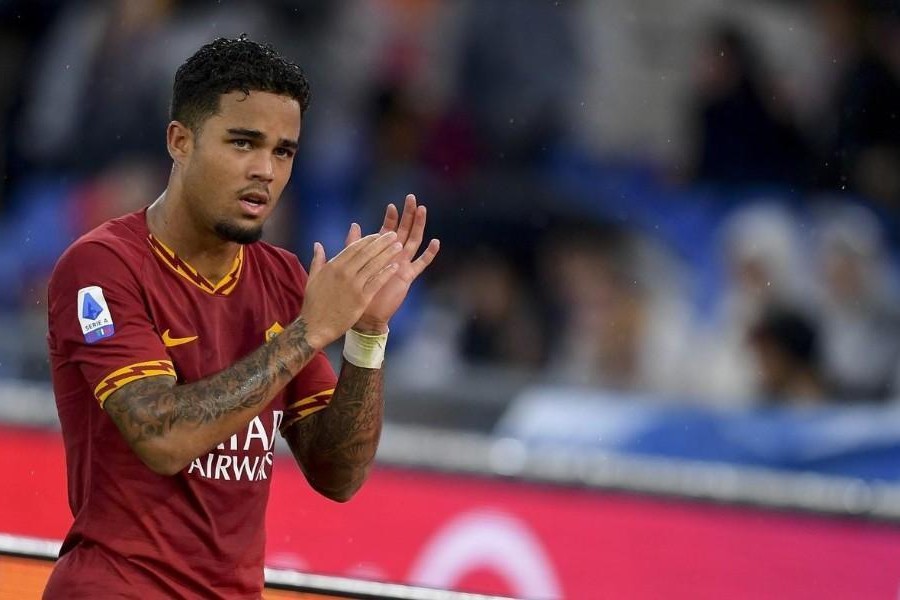 Justin Kluivert ha mostrato il suo supporto a Ahmad Moreira, calciatore dell'Excelsior, vittima di razzismo, di LaPresse