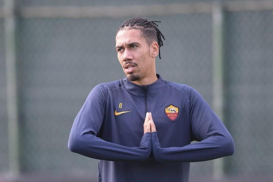 Chris Smalling in allenamento, di LaPresse