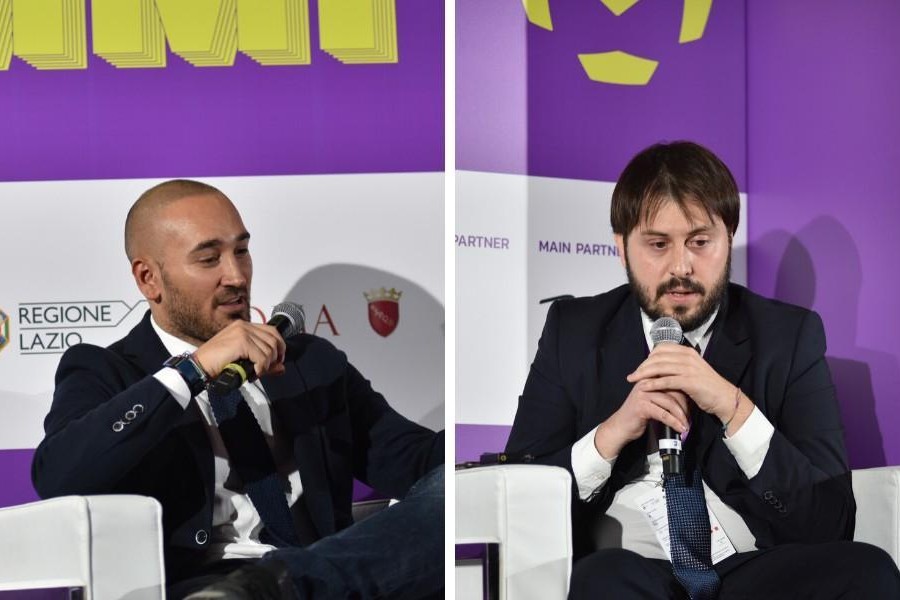 Simone Tomasetti (manager di Twitter) e Emanuele Russo (capo dell'area digital della Roma) al Social Football Summit