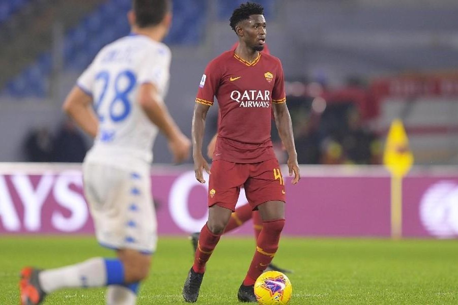 Amadou Diawara in campo contro il Brescia, di LaPresse