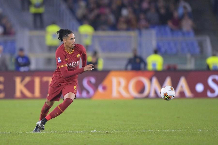 Chris Smalling in campo all'Olimpico, di LaPresse