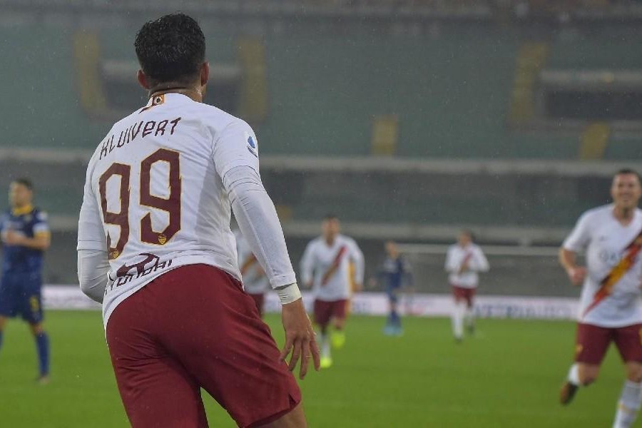 Justin Kluivert esulta per il gol che ha sbloccato la partita, di LaPresse