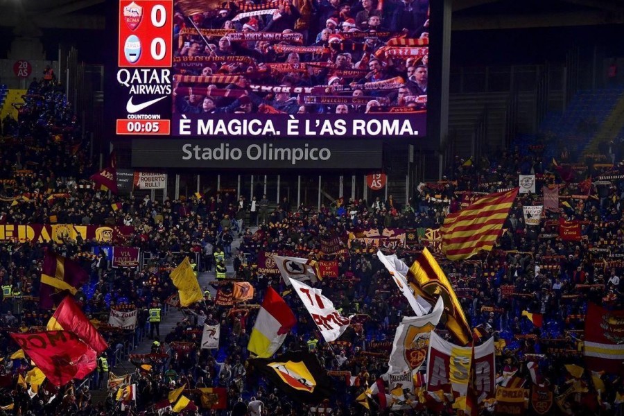 La Curva Sud durante Roma-Spal, di LaPresse