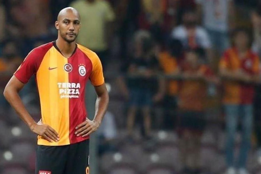 Nzonzi con la maglia del Galatasaray