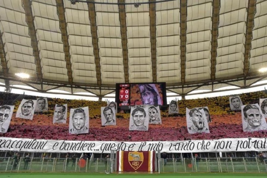 La coreografia della Curva Sud in occasione del derby Roma-Lazio 2-2 della stagione 2014/15