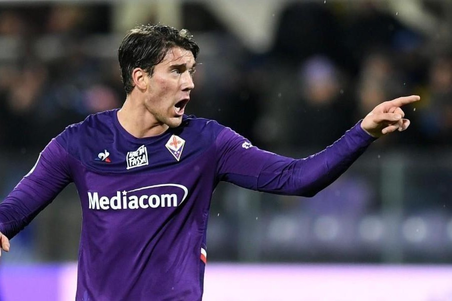 Dusan Vlahovic con la maglia della Fiorentina, di LaPresse