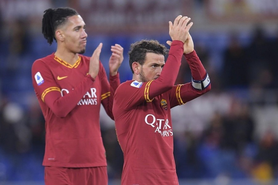 Smalling e Florenzi a fine partita applaudono i tifosi per il sostegno, di LaPresse