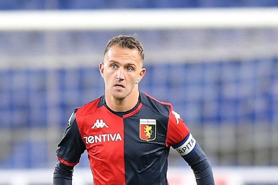 Domenico Criscito con la maglia del Genoa, di LaPresse