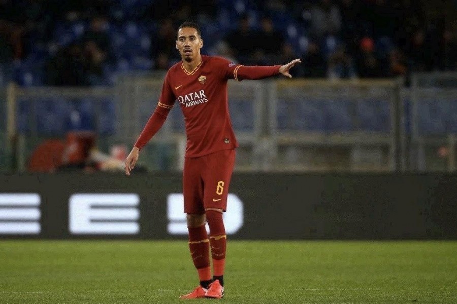 Chris Smalling durante il match di Europa League Roma-Gent, di Mancini