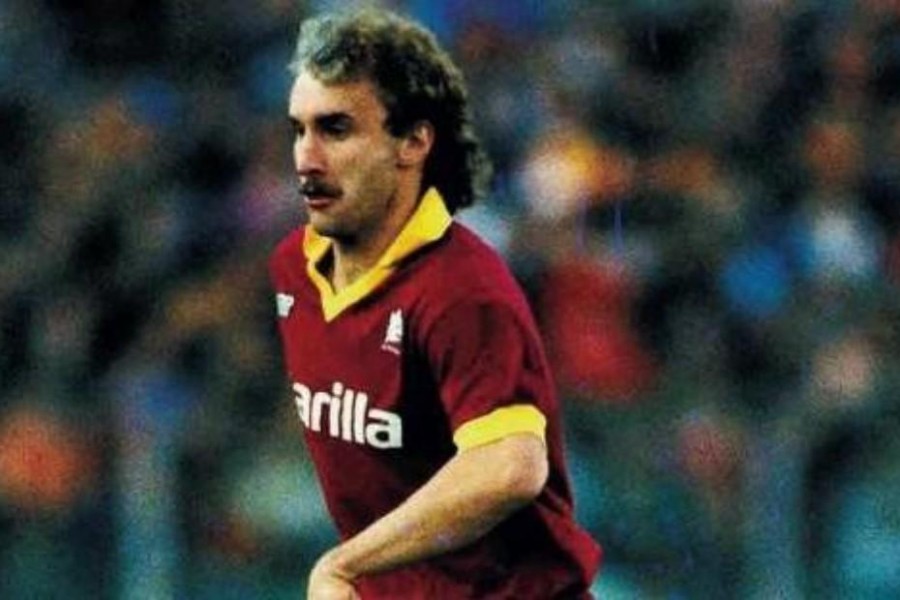 Rudi Voeller in maglia gialorossa