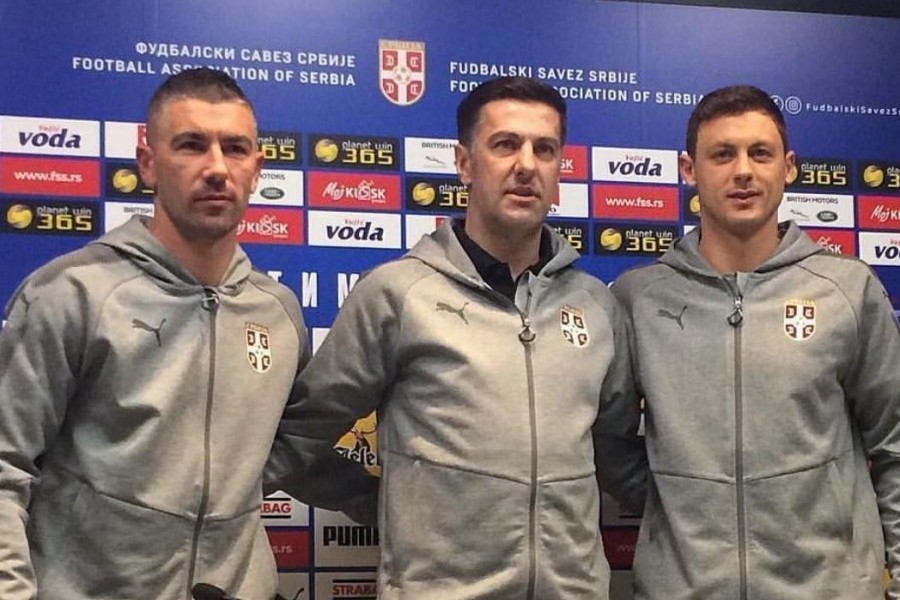 Kolarov assieme al Ct Krstajic e Matic