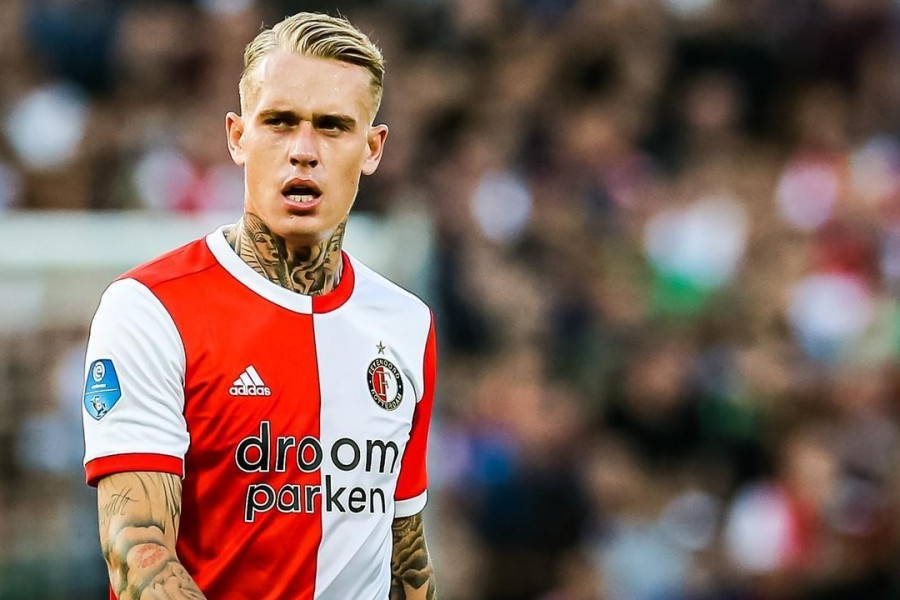 karsdorp in maglia Feyenoord, di LaPresse