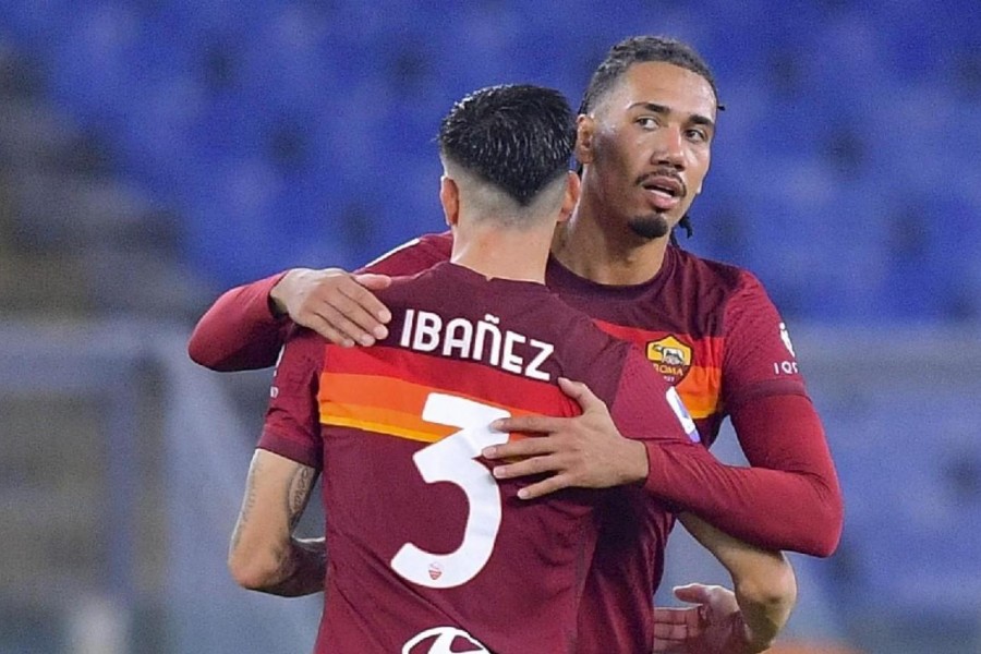 Ibanez e Smalling, di LaPresse