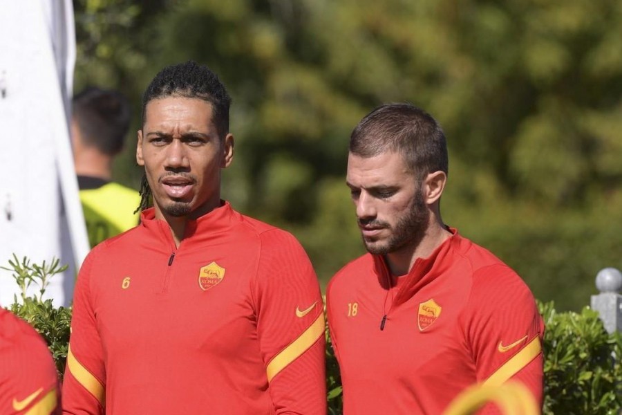 Smalling e Santon a Trigoria, di LaPresse