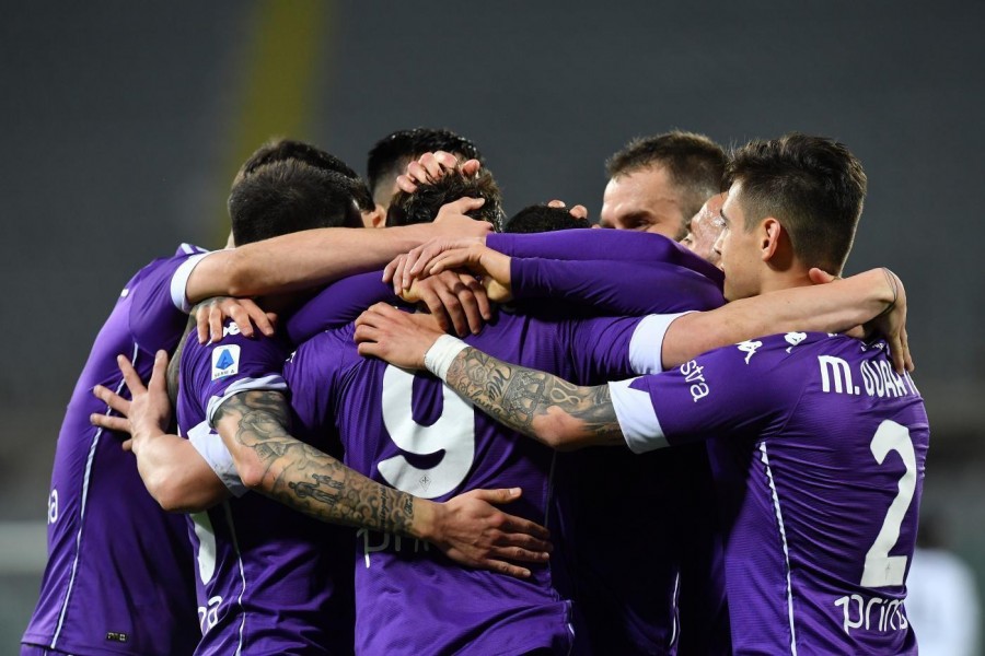 Esultanza di gruppo, Fiorentina-Spezia, di LaPresse