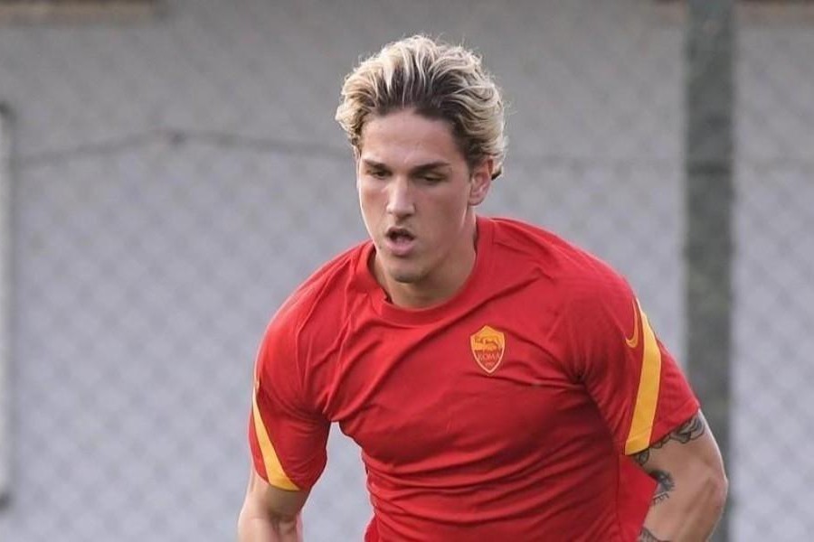 Nicolò Zaniolo in allenamento a Trigoria, di LaPresse