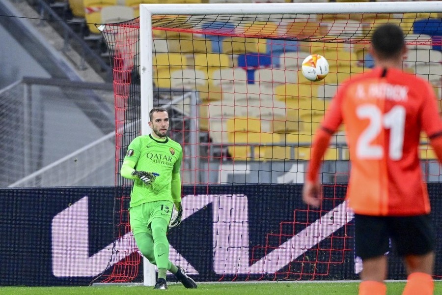 Pau Lopez durante Shakhtar-Roma, di LaPresse