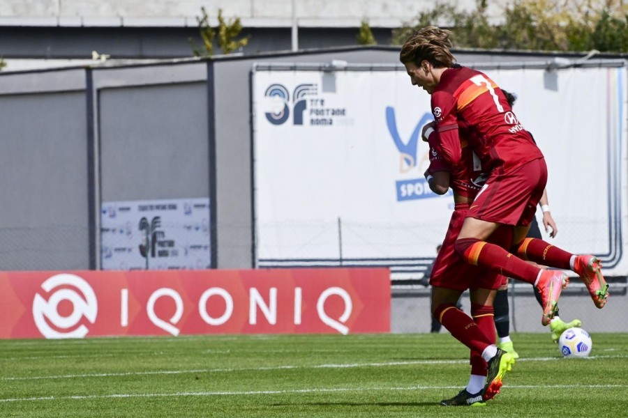 Riccardo Ciervo festeggia il suo gol, di LaPresse