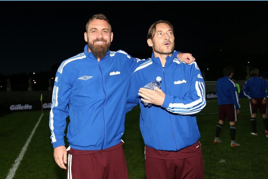 Totti e De Rossi ieri allo Stadio dei Marmi, di Mancini