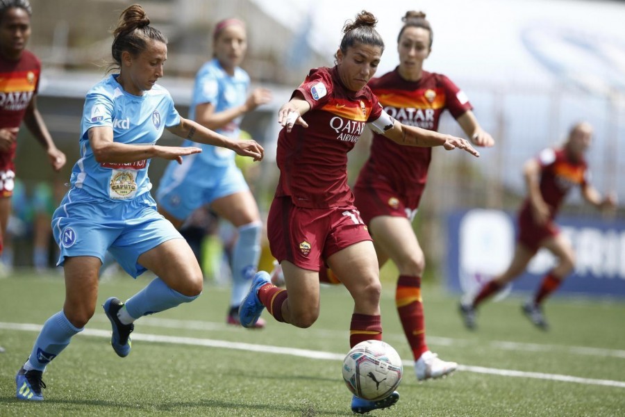 Bartoli in azione durante Napoli-Roma, di LaPresse