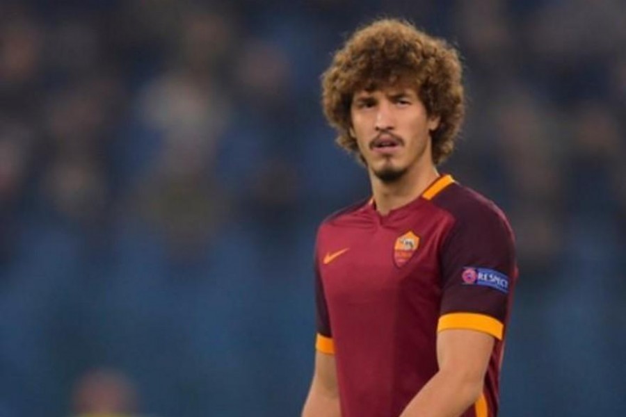 Salih Uçan con la maglia della Roma, di LaPresse