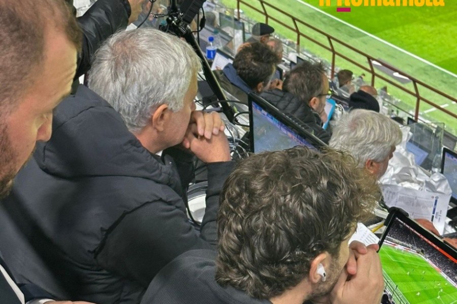 José Mourinho in tribuna stampa 