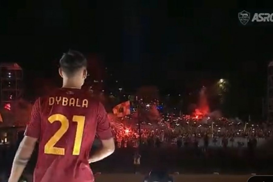 Dybala al Colosseo Quadrato