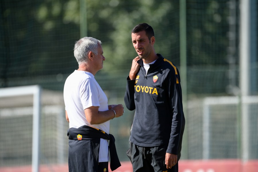 Mourinho e Foti (As Roma via Getty Images)