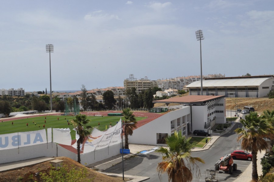 Lo Estadio Municipal de Albufeira, dove la Roma ha giocato le amichevoli estive, e tornerà la prossima settimana