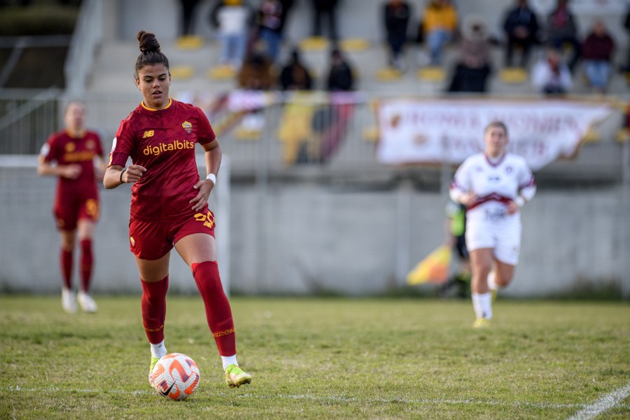 Carola Zannini con la maglia della Roma Femminile