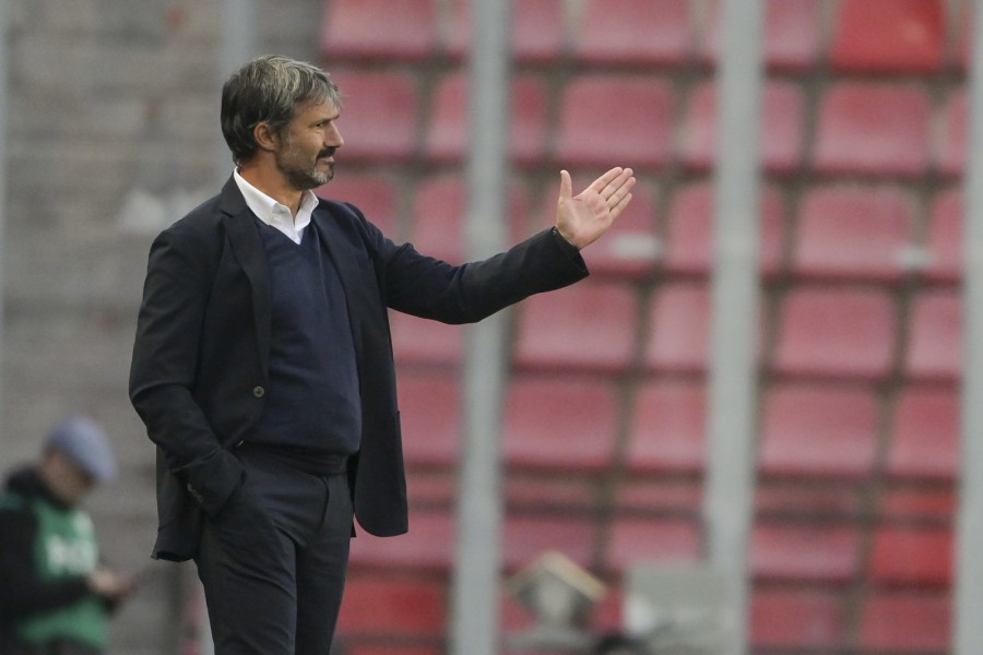 Alessandro Spugna, allenatore della Roma Femminile contro lo Sparta Praga