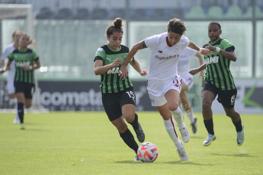 Valentina Giacinti in campo contro il Sassuolo