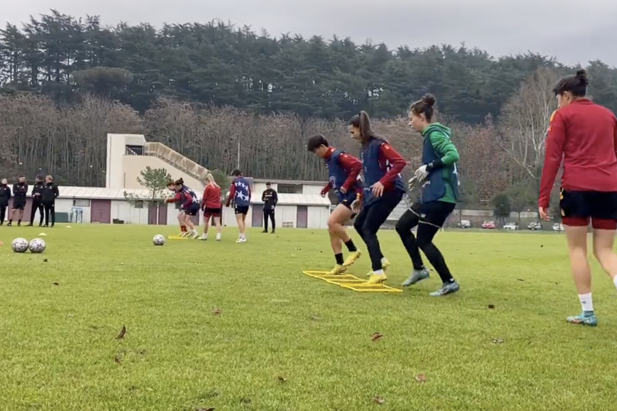 La Roma Femminile durante una seduta di allenamento