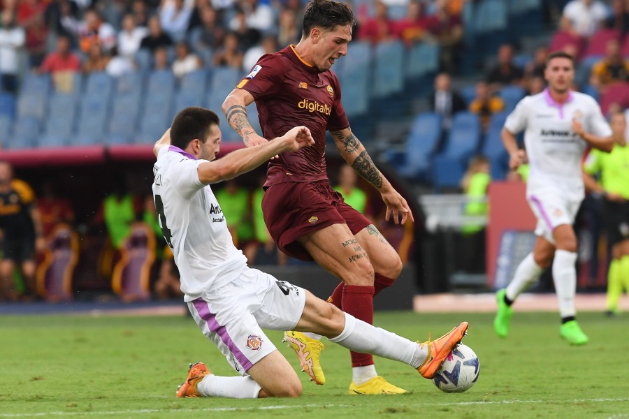 L'intervento che ha causato l'infortunio di Zaniolo