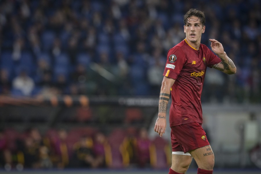 Nicolò Zaniolo in azione con la maglia della Roma