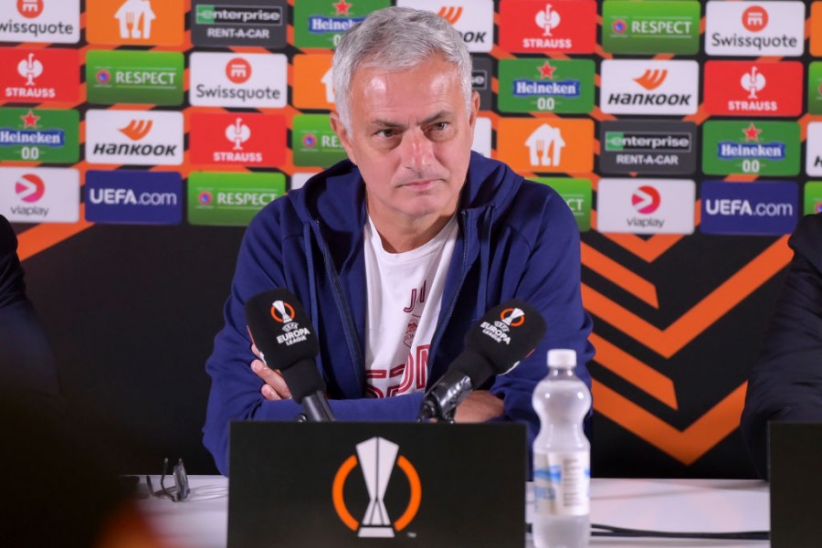 José Mourinho in conferenza stampa