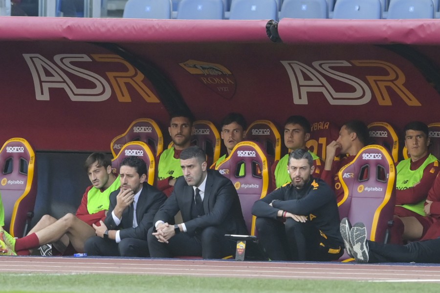 Pellegrini e compagni in panchina col Torino