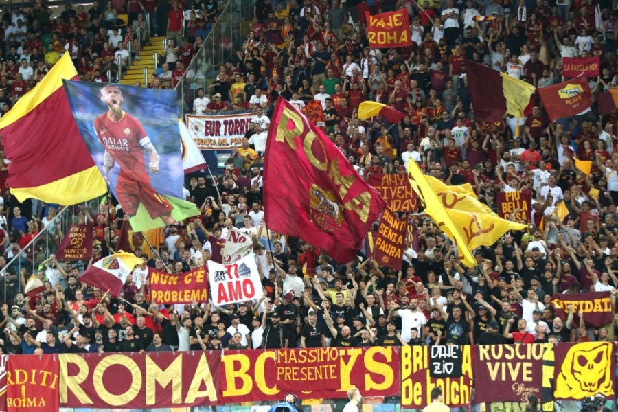 Tifosi della Roma alla Dacia Arena di Udine