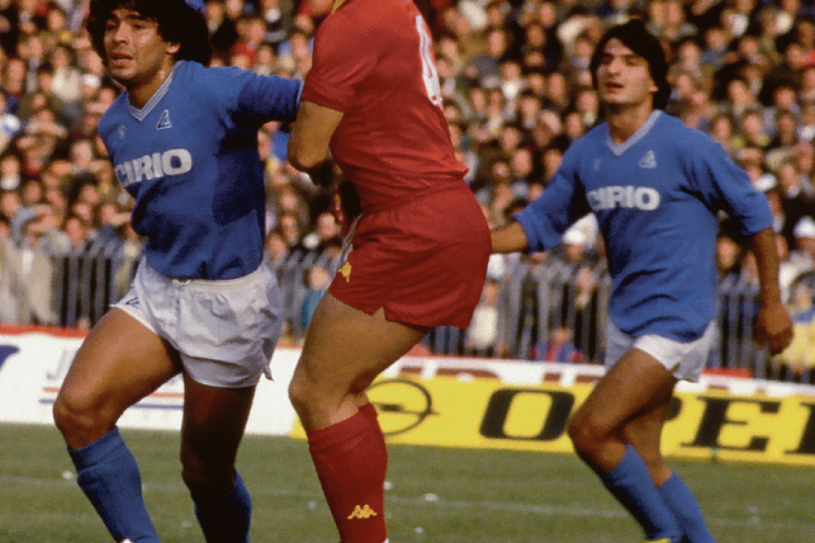 Sebino Nela in marcatura su Maradona nel 1984