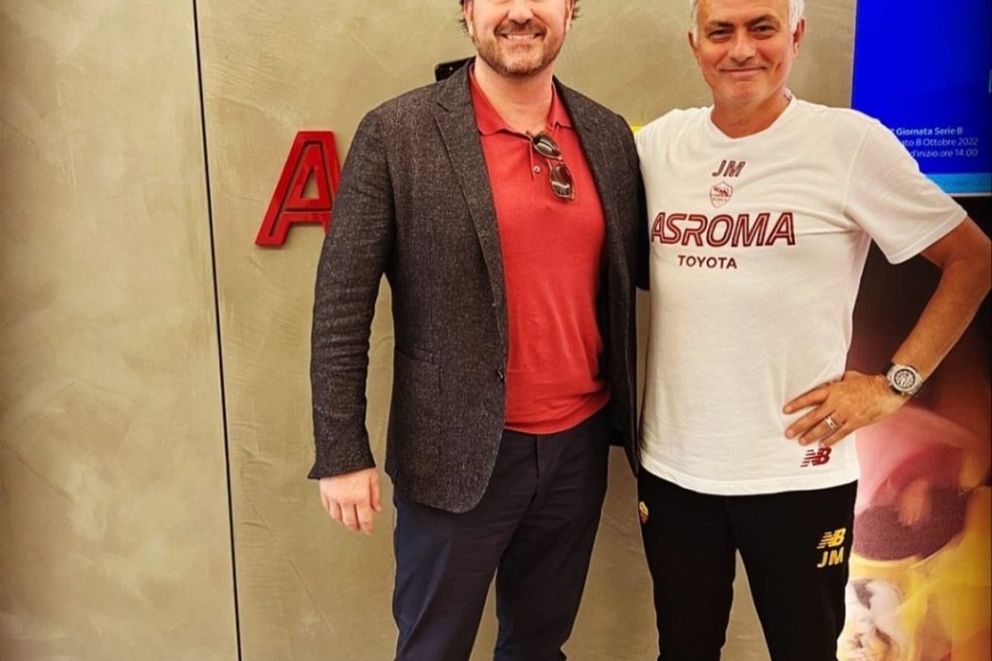 James Featherstone a Trigoria con Mourinho 