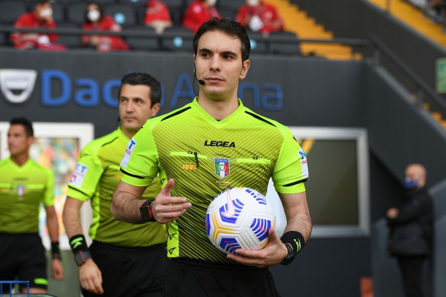L'arbitro Alberto Santoro